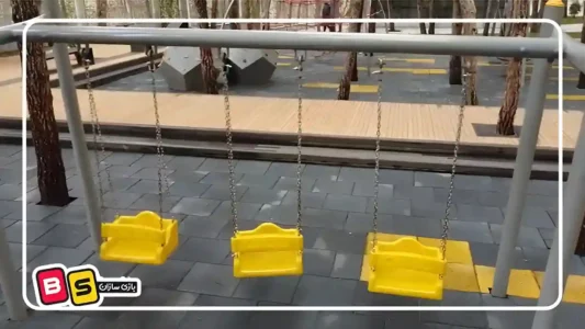 مجموعه بازی پارکی در سعادتآباد تهران با بهره گیری از انواع وسایل پارکی و فضای باز طراحی شده توسط شرکت بازی سازان از جمله الاکلنگ و تاب و سرسره پارکی